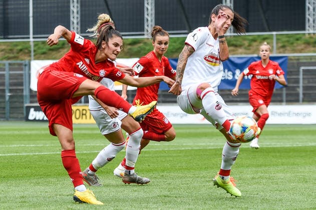 v li Jovana Damnjanovic FCB, 9 , Francesa Calo Cologne, 2 , Duel, duel, tackle, tackling, dynamics, action, action, 17 06 2020, Cologne Germany , Soccer, Flyeralarm Women Bundesliga, 1 FC Cologne FC Bayern Munich, DFB DFL REGULATIONS PROHIBIT ANY USE OF PHOTOGRAPHS AS IMAGE SEQUENCES AND OR QUASI VIDEO xmhx