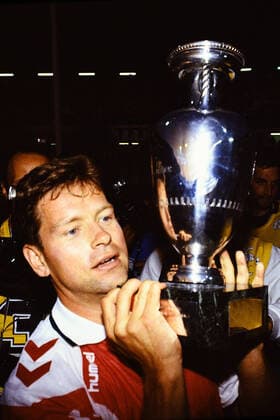 JOHN SIVEBAEK, Denmark, Celebrating, European Cup, Final, Sweden EURO 1992, Denmark vs Germany 2-0, Goteborg CAMPIONATI EUROPEI SVEZIA EURO 1992 FINALE DANIMARCA-GERMANIA 2-