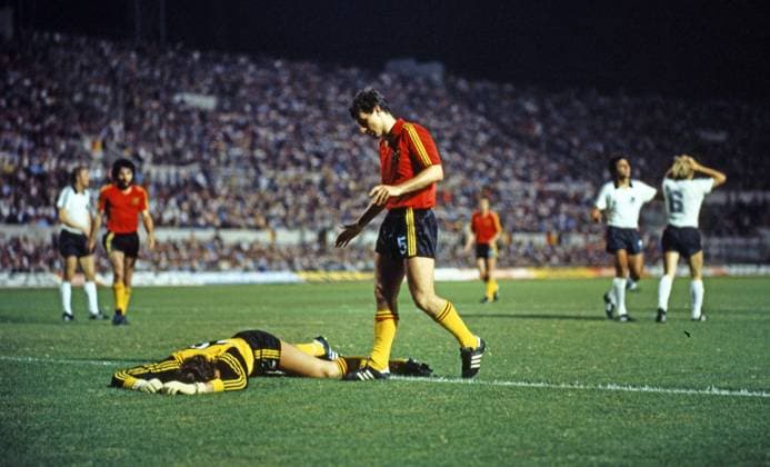 EM 1980 Germany Belgium Italy, Rome, 22 06 1980, Football, UEFA EM 1980 in Italy, Final, DFB Germany Belgium 2 1 v l Jean Marie Pfaff, Michel Renquin both Belgium