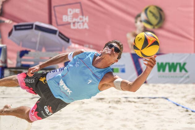 Bilder des Jahres 2020, Sport 06 Juni Sport Themen der Woche KW25 Sport Bilder des Tages Die Beach Liga 2020, 20.06.2020 Max Betzien; Die Beach Liga 2020 am 20.06.2020, Duesseldorf. *** The Beach League 2020, 20 06 2020 Max Betzien The Beach League 2020 on 20 06 2020, Duesseldorf Copyright: xBEAUTIFULxSPORTS PeterxWeberx