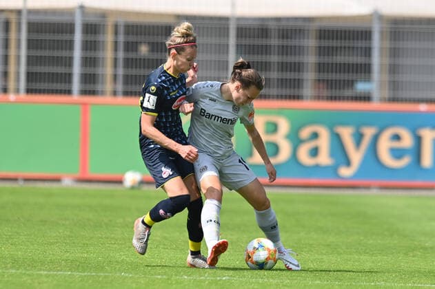 Duel, match scene, duel, duel, tackle, tackling, dynamics, action, Theresa Gosch Cologne, 24 Dora Zeller B04, 19 , 21 06 2020, Cologne Germany , Football, Flyeralarm Frauen Bundesliga, Bayer 04 Leverkusen 1 FC Cologne, DFB DFL REGULATIONS PROHIBIT ANY USE OF PHOTOGRAPHS AS IMAGE SEQUENCES AND OR QUASI VIDEO xmkx