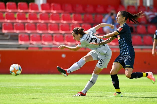 Ivana Rudelic B04, 25 Goalscoring, 21 06 2020, Cologne Germany , Football, Flyeralarm Frauen Bundesliga, Bayer 04 Leverkusen 1 FC Köln, DFB DFL REGULATIONS PROHIBIT ANY USE OF PHOTOGRAPHS AS IMAGE SEQUENCES AND OR QUASI VIDEO xmkx