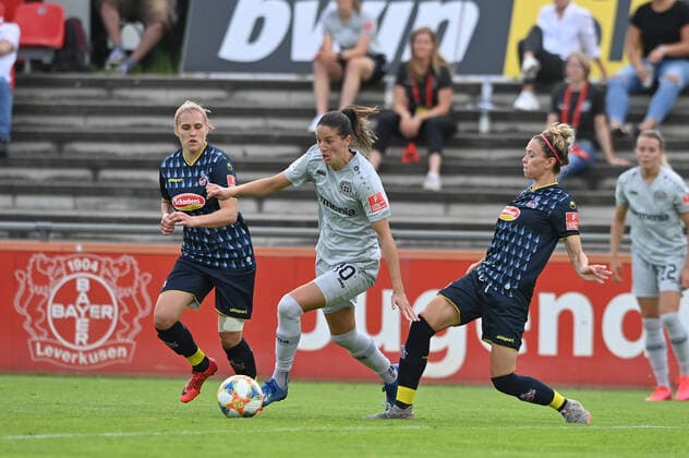 Milena Nikolic B04, 10 wins against Theresa Gosch Cologne, 24, 21 06 2020, Cologne Germany , Football, Flyeralarm Frauen Bundesliga, Bayer 04 Leverkusen 1 FC Cologne, DFB DFL REGULATIONS PROHIBIT ANY USE OF PHOTOGRAPHS AS IMAGE SEQUENCES AND OR QUASI VIDEO xmkx