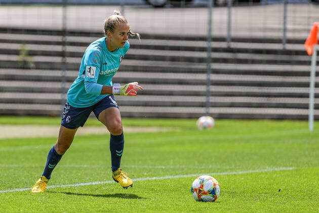 Flyeralarm Women Bundesliga 21 Matchday 19 20 SC Freiburg SGS Essen 21 06 2020 Merle Frohms SC Freiburg 1 am Ball, Flyeralarm Women Bundesliga Football Game, SC Freiburg SGS Essen, on Sunday, 21 June 2020 Moeslestadion in Freiburg Germany Copyright: xBEAUTIFULxSPORTS G.xHubbsx