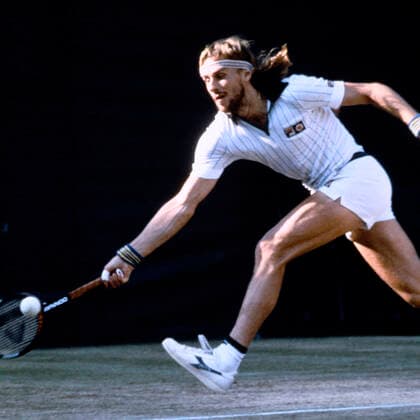 BORG Bjoern SWE gewinnt zum 5.Mal in Wimbledon Maenner Finale 1980 Bjoern Borg - John McEnroe All England Tennis Championships in Wimbledon 1980 am 05 Juli 1980 in Wimbledon *** BORG Bjoern SWE wins 5 times in Wimbledon Mens Final 1980 Bjoern Borg John McEnroe All England Tennis Championships in Wimbledon 1980 July 05, 1980 in Wimbledon