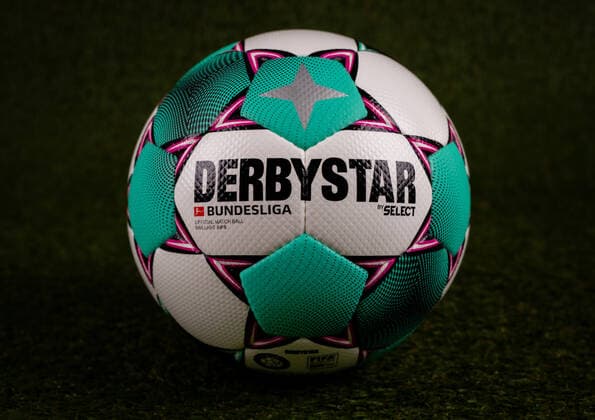 Düsseldorf, 26 06 2020 Der Bundesliga Ball Derbystar Bundesliga Brillant APS V20 2020 21 Match ball