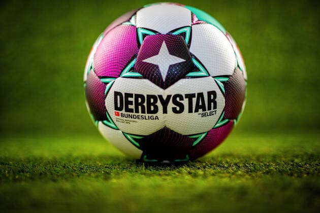 Düsseldorf, 26 06 2020 Der Bundesliga Ball Derbystar Bundesliga Brillant APS V20 2020 21 Match ball