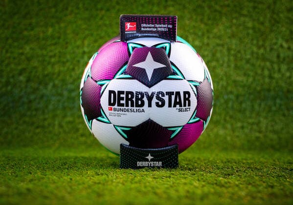 Düsseldorf, 26 06 2020 Der Bundesliga Ball Derbystar Bundesliga Brillant APS V20 2020 21 Match ball
