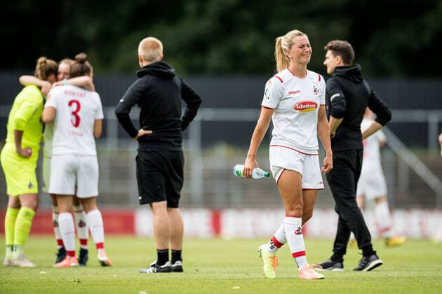 FLYERALARM Women Soccer Bundesliga 1 FC Cologne SC Sand 28 06 2020 Despite the victory against SC Sand the relegation can not be prevented Grief at 1 FC Cologne Rachel Rinast 31, 1 FC Cologne FLYERALARM Women Soccer Bundesliga, 1 FC Cologne SC Sand, Cologne, Franz Kremer Stadion DFL REGULATIONS PROHIBIT ANY USE OF PHOTOGRAPHS AS IMAGE SEQUENCES AND OR QUASI VIDEO Copyright: xBEAUTIFULxSPORTS Wunderlx