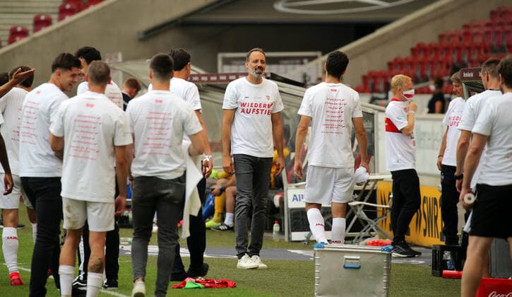 VfB Stuttgart SV Darmstadt 98 Pellegrino Matarazzo Trainer VfB Stuttgart Germany, Stuttgart, 28 06 2020, Football, 2 Bundesliga, Season 2019 2020, 34 Matchday, VfB Stuttgart SV Darmstadt DFL DFB REGULATIONS PROHIBIT ANY USE OF PHOTOGRAPHS AS IMAGE SEQUENCES AND OR QUASI VIDEO Photo Press Photo Rudel Robin Rudel Pool Press Photo Rudel Stuttgart Baden Württemberg Germany Poolfoto Pressefoto Rudel Robin Rudel Poo ,EDITORIAL USE ONLY