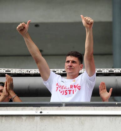 VfB Stuttgart SV Darmstadt 98 Mario Gomez VfB Stuttgart Germany, Stuttgart, 28 06 2020, Football, 2 Bundesliga, Season 2019 2020, 34 Matchday, VfB Stuttgart SV Darmstadt DFL DFB REGULATIONS PROHIBIT ANY USE OF PHOTOGRAPHS AS IMAGE SEQUENCES AND OR QUASI VIDEO Photo Press Photo Rudel Robin Rudel Pool Press Photo Rudel Stuttgart Baden Württemberg Germany Poolfoto Pressefoto Rudel Robin Rudel Poo ,EDITORIAL USE ONLY