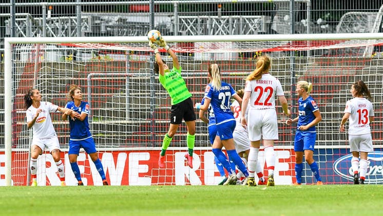 Charlotte Voll Goalkeeper, Sand, 1 catches a ball, Action, Action, Game scene, 28 06 2020, Cologne Germany , Football, Flyeralarm Women Bundesliga, 1 FC Köln SC Sand, DFB DFL REGULATIONS PROHIBIT ANY USE OF PHOTOGRAPHS AS IMAGE SEQUENCES AND OR QUASI VIDEO xmhx