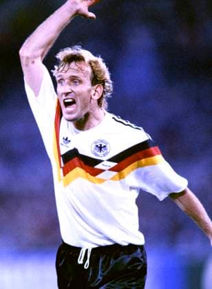 BREHME Andreas Team Deutschland Team Deutschland Weltmeister FIFA Fussball Weltmeisterschaften 1990 in Italien Finale Deutschland - Argentinien 1 : 0 am 08.07. 1990 in Rom *** BREHME Andreas Team Germany Team Germany World Champions FIFA World Cup 1990 in Italy Final Germany Argentina 1 0 on 08 07 1990 in Rome