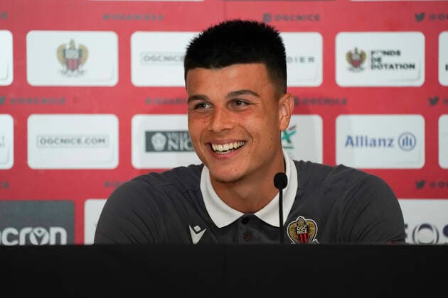 Flavius Daniluc (OGC Nice) FOOTBALL : Presentation des nouvelles recrues de l OGC Nice - Nice - 02 07 2020 NorbertScanella PanoramiC 