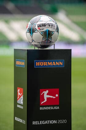 SV Werder Bremen vs 1 FC Heidenheim relegation 01 02 07 2020 Match ball, relegation 2020, GER, Werder Bremen vs FC Heidenheim, football, Bundesliga religation, 2019 2020, 02 07 2020, DFB DFL regulations prohibit any use of photographs as image sequences and or quasi video , Foto EIBNER Sascha Walther Pool gumzmedia nordphoto Bremen Weser Stadion Hansestadt Bremen Deutschland Poolfoto Eibner gumzmedia nordphoto ,EDITORIAL USE ONLY