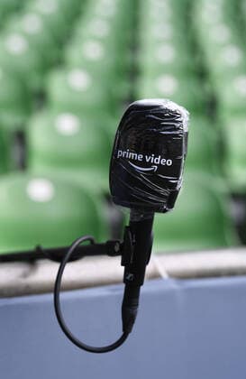 SV Werder Bremen vs. 1 FC Heidenheim Relegation 01 02 07 2020 Microphone of amazon prime Video rights, broadcasting rights, TV rights, TV rights Sports Football 1 Bundesliga nphgm001 Season 19 20 Relegation First leg SV Werder Bremen 1 FC Heidenheim, 02 07 2020 Photo Marvin Ibo Güngör GES Pool via gumzmedia nordphoto Bremen HB Germany Poolfoto GES gumzmedia nordphoto ,EDITORIAL USE ONLY