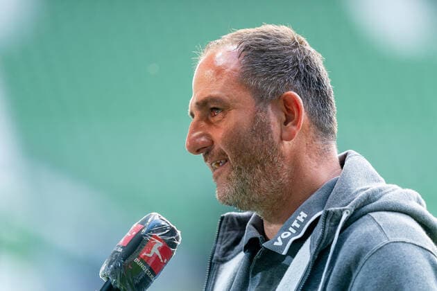 SV Werder Bremen vs 1 FC Heidenheim Relegation 01 02 07 2020 Frank Schmidt 1 FC Heidenheim 1846 Trainer, Headcoach Sport nphgm001 Football 1 Bundesliga Season 19 20 Relegation 01 SV Werder Bremen vs 1 FC Heidenheim 02 07 2020 Foto gumzmedia nordphoto POOL DFL regulations prohibit any use of photographs as image sequences and or quasi video EDITORIAL USE ONLY National and international News Agencies OUT Bremen wohninvest Weserstadion Bremen GERMANY Poolfoto gumzmedia nordphoto ,EDITORIAL USE ONLY