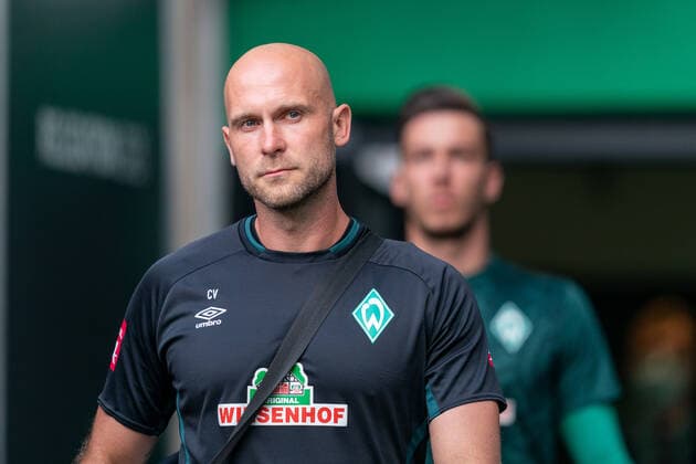 SV Werder Bremen vs 1 FC Heidenheim Relegation 01 02 07 2020 Christian Vander Goalkeeper Trainer SV Werder Bremen Sport nphgm001 Football 1 Bundesliga Season 19 20 Relegation 01 SV Werder Bremen vs 1 FC Heidenheim 02 07 2020 Foto gumzmedia nordphoto POOL DFL regulations prohibit any use of photographs as image sequences and or quasi video EDITORIAL USE ONLY National and international News Agencies OUT Bremen wohninvest Weserstadion Bremen GERMANY Poolfoto gumzmedia nordphoto ,EDITORIAL USE ONLY