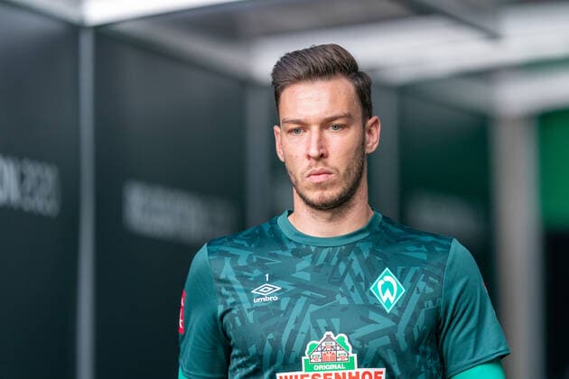 SV Werder Bremen vs 1 FC Heidenheim Relegation 01 02 07 2020 Jiri Pavlenka Werder Bremen 01 Sport nphgm001 Football 1 Bundesliga Season 19 20 Relegation 01 SV Werder Bremen vs 1 FC Heidenheim 02 07 2020 Foto gumzmedia nordphoto POOL DFL regulations prohibit any use of photographs as image sequences and or quasi video EDITORIAL USE ONLY National and international News Agencies OUT Bremen wohninvest Weserstadion Bremen GERMANY Poolfoto gumzmedia nordphoto ,EDITORIAL USE ONLY