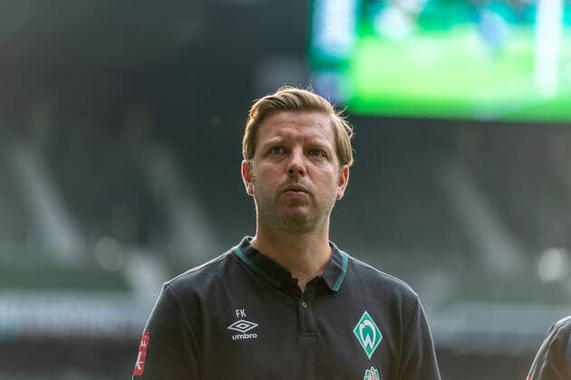 SV Werder Bremen vs 1 FC Heidenheim Relegation 01 02 07 2020 Florian Kohfeldt Trainer SV Werder Bremen im gegenlicht Sport nphgm001 Football 1 Bundesliga Season 19 20 Relegation 01 SV Werder Bremen vs 1 FC Heidenheim 02 07 2020 Foto gumzmedia nordphoto POOL DFL regulations prohibit any use of photographs as image sequences and or quasi video EDITORIAL USE ONLY National and international News Agencies OUT Bremen wohninvest Weserstadion Bremen GERMANY Poolfoto gumzmedia nordphoto ,EDITORIAL USE ONLY