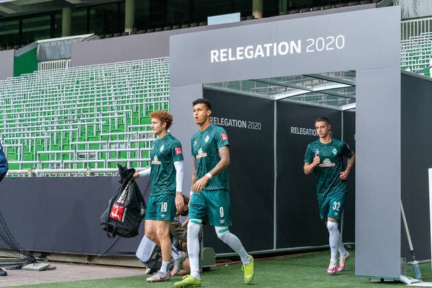 SV Werder Bremen vs 1 FC Heidenheim Relegation 01 02 07 2020 Players come out of the players tunnel onto the pitch, Joshua Sargent Werder Bremen 19 , Davie Selke SV Werder Bremen 09 , Marco Friedl Werder Bremen 32 Sport nphgm001 Football 1 Bundesliga Season 19 20 Relegation 01 SV Werder Bremen vs 1 FC Heidenheim 02 07 2020 Foto gumzmedia nordphoto POOL DFL regulations prohibit any use of photographs as image sequences and or quasi video EDITORIAL USE ONLY National and international News Agencies OUT Bremen wohninvest Weserstadion Bremen GERMANY Poolfoto gumzmedia nordphoto ,EDITORIAL USE ONLY
