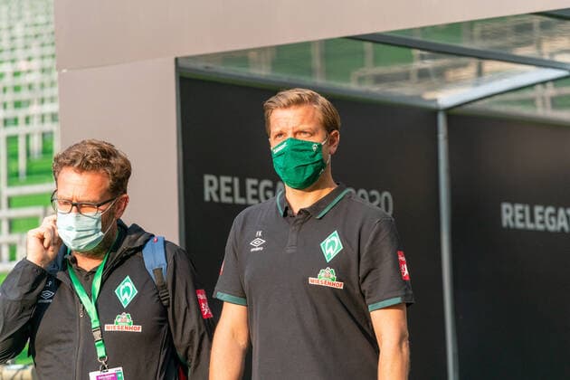 SV Werder Bremen vs 1 FC Heidenheim Relegation 01 02 07 2020 Florian Kohfeldt Trainer SV Werder Bremen , li Christoph Pieper Head of PR and Public Relations SV Werder Bremen Sport nphgm001 Football 1 Bundesliga season 19 20 Relegation 01 SV Werder Bremen vs 1 FC Heidenheim 02 07 2020 Foto gumzmedia nordphoto POOL DFL regulations prohibit any use of photographs as image sequences and or quasi video EDITORIAL USE ONLY National and international News Agencies OUT Bremen wohninvest Weserstadion Bremen GERMANY Poolfoto gumzmedia nordphoto ,EDITORIAL USE ONLY
