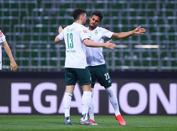 SV Werder Bremen vs 1 FC Heidenheim Relegation 01 02 07 2020 Motivated before the game Milos Veljkovic Bremen and Theodor Gebre Selassie Bremen Sport Football 1 Bundesliga nphgm001 Season 19 20 Relegation First leg SV Werder Bremen 1 FC Heidenheim, 02 07 2020 Photo Marvin Ibo Güngör GES Pool via gumzmedia nordphoto Bremen HB Germany Poolfoto GES gumzmedia nordphoto ,EDITORIAL USE ONLY