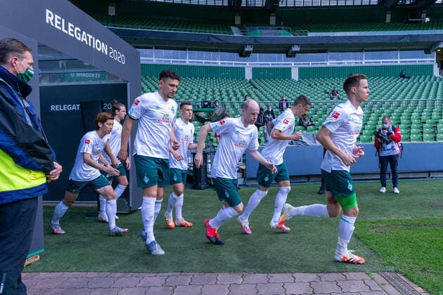 SV Werder Bremen vs 1 FC Heidenheim Relegation 01 02 07 2020 The players of SV Werder Bremen come out of the players tunnel äwb13, Niklas Moisander Werder Bremen 18 Captains , Davy Klaassen Werder Bremen 30 , Marco Friedl Werder Bremen 32 , Yuya Osako Werder Bremen 08 , Niclas Füllkrug Fuellkrug Werder Bremen 11 , Maximilian Eggestein Werder Bremen 35 Sport nphgm001 Football 1 Bundesliga Season 19 20 Relegation 01 SV Werder Bremen vs 1 FC Heidenheim 02 07 2020 Foto gumzmedia nordphoto POOL DFL regulations prohibit any use of photographs as image sequences and or quasi video EDITORIAL USE ONLY National and international News Agencies OUT Bremen wohninvest Weserstadion Bremen GERMANY Poolfoto gumzmedia nordphoto ,EDITORIAL USE ONLY