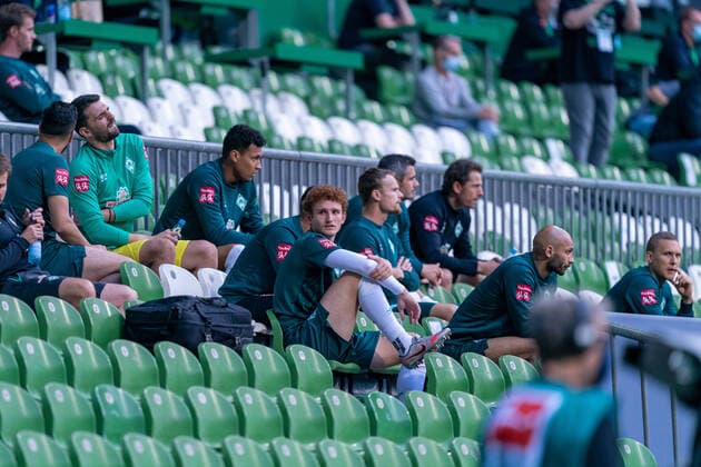 SV Werder Bremen vs 1 FC Heidenheim Relegation 01 02 07 2020 Substitute bench Werder, Joshua Sargent Werder Bremen 19 , Christian Groß Gross Werder Bremen 36 , Davie Selke SV Werder Bremen 09 , Stefanos Kapino Werder Bremen 27 , Fin Bartels Werder Bremen 22 , Ömer Oemer Toprak Werder Bremen 21 , Ludwig Augustinsson Werder Bremen 05 Sport nphgm001 Football 1 Bundesliga Season 19 20 Relegation 01 SV Werder Bremen vs 1 FC Heidenheim 02 07 2020 Foto gumzmedia nordphoto POOL DFL regulations prohibit any use of photographs as image sequences and or quasi video EDITORIAL USE ONLY National and international News Agencies OUT Bremen wohninvest Weserstadion Bremen GERMANY Poolfoto gumzmedia nordphoto ,EDITORIAL USE ONLY