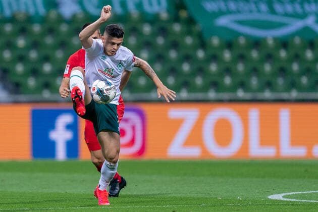 SV Werder Bremen vs 1 FC Heidenheim Relegation 01 02 07 2020 Milot Rashica Werder Bremen 07 Sport nphgm001 Football 1 Bundesliga Season 19 20 Relegation 01 SV Werder Bremen vs 1 FC Heidenheim 02 07 2020 Foto gumzmedia nordphoto POOL DFL regulations prohibit any use of photographs as image sequences and or quasi video EDITORIAL USE ONLY National and international News Agencies OUT Bremen wohninvest Weserstadion Bremen GERMANY Poolfoto gumzmedia nordphoto ,EDITORIAL USE ONLY