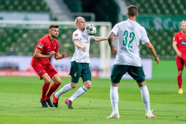SV Werder Bremen vs 1 FC Heidenheim Relegation 01 02 07 2020 Davy Klaassen Werder Bremen 30 , Marco Friedl Werder Bremen 32 Sport nphgm001 Football 1 Bundesliga Season 19 20 Relegation 01 SV Werder Bremen vs 1 FC Heidenheim 02 07 2020 Foto gumzmedia nordphoto POOL DFL regulations prohibit any use of photographs as image sequences and or quasi video EDITORIAL USE ONLY National and international News Agencies OUT Bremen wohninvest Weserstadion Bremen GERMANY Poolfoto gumzmedia nordphoto ,EDITORIAL USE ONLY