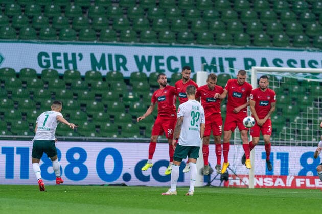 SV Werder Bremen vs 1 FC Heidenheim Relegation 01 02 07 2020 Sport nphgm001 Football 1 Bundesliga Season 19 20 Relegation 01 SV Werder Bremen vs 1 FC Heidenheim 02 07 2020 Foto gumzmedia nordphoto POOL DFL regulations prohibit any use of photographs as image sequences and or quasi video EDITORIAL USE ONLY National and international News Agencies OUT Bremen wohninvest Weserstadion Bremen GERMANY Poolfoto gumzmedia nordphoto ,EDITORIAL USE ONLY