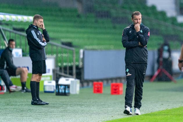 SV Werder Bremen vs 1 FC Heidenheim Relegation 01 02 07 2020 Florian Kohfeldt Trainer SV Werder Bremen Sport nphgm001 Football 1 Bundesliga Season 19 20 Relegation 01 SV Werder Bremen vs 1 FC Heidenheim 02 07 2020 Foto gumzmedia nordphoto POOL DFL regulations prohibit any use of photographs as image sequences and or quasi video EDITORIAL USE ONLY National and international News Agencies OUT Bremen wohninvest Weserstadion Bremen GERMANY Poolfoto gumzmedia nordphoto ,EDITORIAL USE ONLY