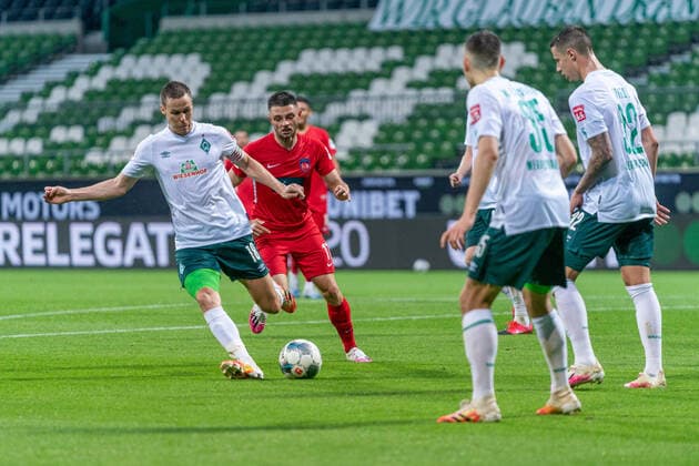 SV Werder Bremen vs 1 FC Heidenheim Relegation 01 02 07 2020 Niklas Moisander Werder Bremen 18 Captains , Maurice Multhaup 1 FC Heidenheim 1846 17 Sport nphgm001 Football 1 Bundesliga season 19 20 Relegation 01 SV Werder Bremen vs 1 FC Heidenheim 02 07 2020 Foto gumzmedia nordphoto POOL DFL regulations prohibit any use of photographs as image sequences and or quasi video EDITORIAL USE ONLY National and international News Agencies OUT Bremen wohninvest Weserstadion Bremen GERMANY Poolfoto gumzmedia nordphoto ,EDITORIAL USE ONLY