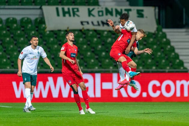 SV Werder Bremen vs 1 FC Heidenheim Relegation 01 02 07 2020 Theodor Gebre Selassie Werder Bremen 23 Sport nphgm001 Football 1 Bundesliga Season 19 20 Relegation 01 SV Werder Bremen vs 1 FC Heidenheim 02 07 2020 Foto gumzmedia nordphoto POOL DFL regulations prohibit any use of photographs as image sequences and or quasi video EDITORIAL USE ONLY National and international News Agencies OUT Bremen wohninvest Weserstadion Bremen GERMANY Poolfoto gumzmedia nordphoto ,EDITORIAL USE ONLY