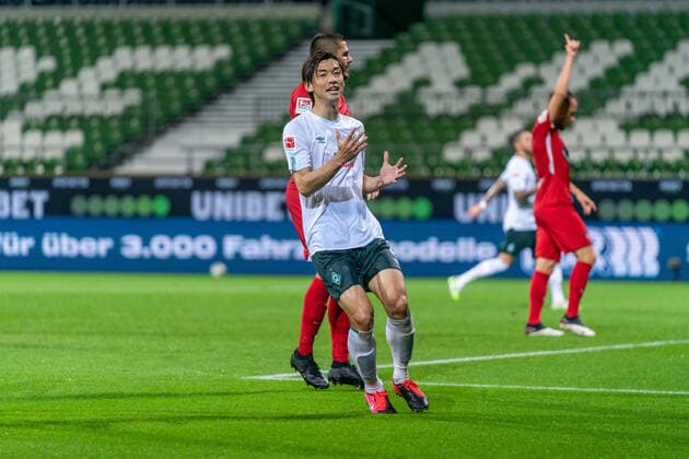 SV Werder Bremen vs 1 FC Heidenheim Relegation 01 02 07 2020 Yuya Osako Werder Bremen 08 Sport nphgm001 Football 1 Bundesliga Season 19 20 Relegation 01 SV Werder Bremen vs 1 FC Heidenheim 02 07 2020 Foto gumzmedia nordphoto POOL DFL regulations prohibit any use of photographs as image sequences and or quasi video EDITORIAL USE ONLY National and international News Agencies OUT Bremen wohninvest Weserstadion Bremen GERMANY Poolfoto gumzmedia nordphoto ,EDITORIAL USE ONLY