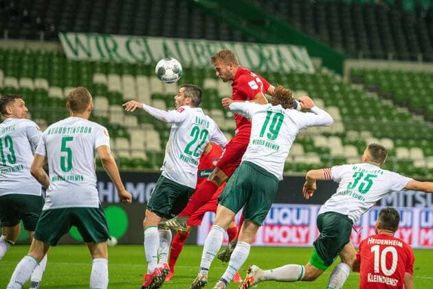 GER, Werder Bremen vs. FC Heidenheim, Football, Bundesliga Religation, 2019 2020, 02 07 2020 Timo Beermann FC Heidenheim, 33 , Fin Bartels SV Werder Bremen 22 , GER, Werder Bremen vs. FC Heidenheim, Football, Bundesliga Religation, 2019 2020, 02 07 2020, DFB DFL regulations prohibit any use of photographs as image sequences and or quasi video , Foto EIBNER Sascha Walther Bremen Weser Stadium Hanseatic City of Bremen Germany Poolfoto Eibner Walther Pool ,EDITORIAL USE ONLY