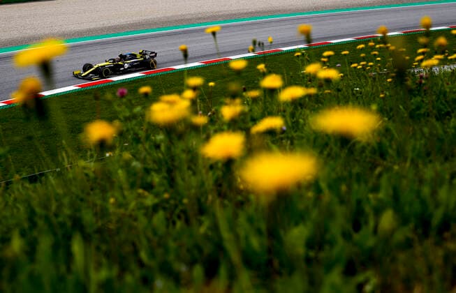 Motorsports: FIA Formula One World Championship, WM, Weltmeisterschaft 2020, Grand Prix of Austria, 31 Esteban Ocon (FRA, Renault DP World F1 Team), Spielberg Austria