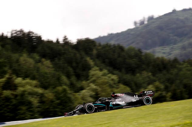 Motorsports: FIA Formula One World Championship, WM, Weltmeisterschaft 2020, Grand Prix of Austria, 44 Lewis Hamilton (GBR, Mercedes-AMG Petronas Formula One Team), Spielberg Austria