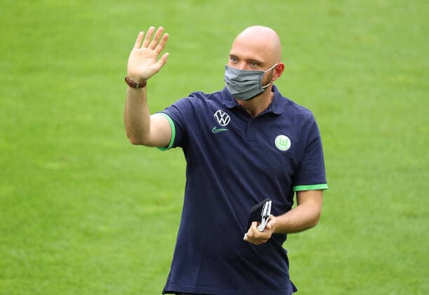 VfL vs Essen, DFB Pokal Finale Frauen Köln, 04 07 2020, FUSSBALL VfL Wolfsburg vs SGS Essen, DFB Pokal Finale Frauen, Saison 2019 20 Head Coach Stephan Lerch VfL Wolfsburg Photo Darius Simka regios24 POOL EDITORIAL USE OLNY DFL regulations prohibit any use of photographs as image sequences and or quasi video National and international News Agencies OUT Köln Rhein Energie Stadion NRW Germany Poolfoto regios24 ,EDITORIAL USE ONLY