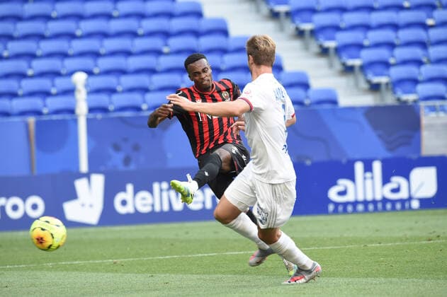 Joachim Andersen (lyon) vs Pedro Brazao (nice) FOOTBALL : Lyon vs Nice - Amical - 04 07 2020 FredericChambert Panoramic 