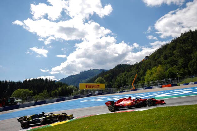 Motorsports: FIA Formula One World Championship, WM, Weltmeisterschaft 2020, Grand Prix of Austria, 3 Daniel Ricciardo (AUS, Renault DP World F1 Team), 5 Sebastian Vettel (GER, Scuderia Ferrari Mission Winnow), Spielberg Austria