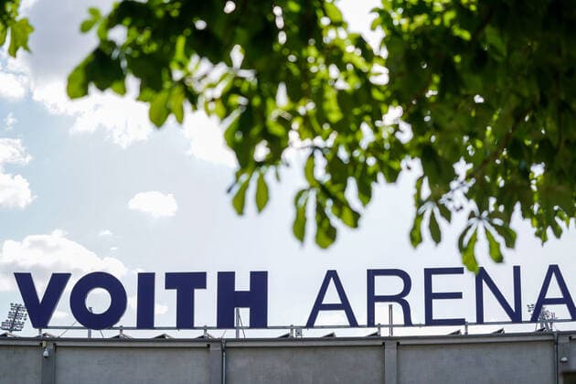 1 FC Heidenheim vs SV Werder Bremen Relegation 02 06 07 2020 Feature Voith Arena Exterior view lettering Sport nphgm001 Football 1 Bundesliga Season 19 20 Relegation 02 1 FC Heidenheim vs SV Werder Bremen 06 07 2020 Foto gumzmedia nordphoto POOL DFL regulations prohibit any use of photographs as image sequences and or quasi video EDITORIAL USE ONLY National and international News Agencies OUT Heidenheim Voith Arena BW GERMANY Poolfoto gumzmedia nordphoto ,EDITORIAL USE ONLY