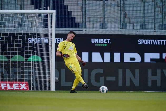 1 FC Heidenheim vs SV Werder Bremen Relegation 02 06 07 2020 Jiri Pavlenka Werder Bremen 01 Sport nphgm001 Football 1 Bundesliga Season 19 20 Relegation 02 1 FC Heidenheim vs SV Werder Bremen 06 07 2020 Foto gumzmedia nordphoto POOL DFL regulations prohibit any use of photographs as image sequences and or quasi video EDITORIAL USE ONLY National and international News Agencies OUT Heidenheim Voith Arena BW GERMANY Poolfoto gumzmedia nordphoto ,EDITORIAL USE ONLY
