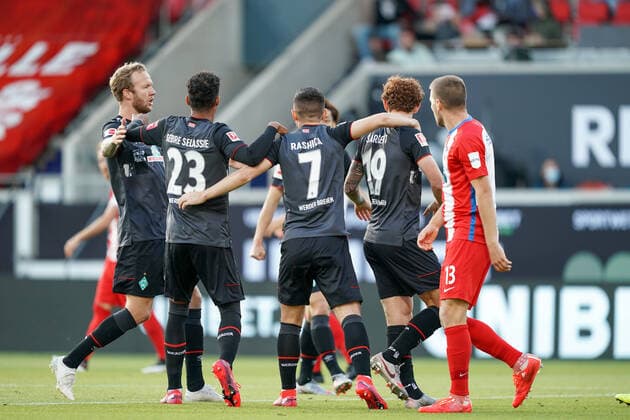 1 FC Heidenheim vs SV Werder Bremen Relegation 02 06 07 2020 Cheers 0 1 Werder own goal Norman Theuerkauf 1 FC Heidenheim 1846 30 , Theodor Gebre Selassie Werder Bremen 23 , Milot Rashica Werder Bremen 07 Kevin Vogt Werder Bremen 03 , Robert Leipertz 1 FC Heidenheim 1846 13 , Joshua Sargent Werder Bremen 19 , Yuya Osako Werder Bremen 08 Sport nphgm001 Football 1 Bundesliga Season 19 20 Relegation 02 1 FC Heidenheim vs SV Werder Bremen 06 07 2020 Foto gumzmedia nordphoto POOL DFL regulations prohibit any use of photographs as image sequences and or quasi video EDITORIAL USE ONLY National and international News Agencies OUT Heidenheim Voith Arena BW GERMANY Poolfoto gumzmedia nordphoto ,EDITORIAL USE ONLY