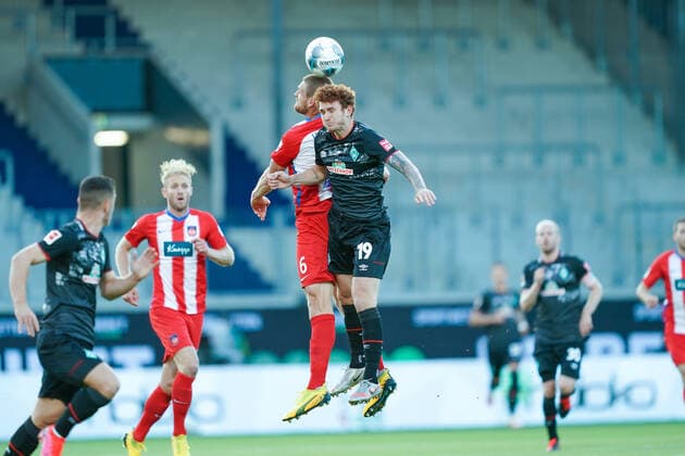 1 FC Heidenheim vs SV Werder Bremen Relegation 02 06 07 2020 Patrick Mainka 1 FC Heidenheim 1846 06 , Joshua Sargent Werder Bremen 19 Sport nphgm001 Football 1 Bundesliga season 19 20 Relegation 02 1 FC Heidenheim vs SV Werder Bremen 06 07 2020 Foto gumzmedia nordphoto POOL DFL regulations prohibit any use of photographs as image sequences and or quasi video EDITORIAL USE ONLY National and international News Agencies OUT Heidenheim Voith Arena BW GERMANY Poolfoto gumzmedia nordphoto ,EDITORIAL USE ONLY