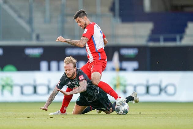 1 FC Heidenheim vs SV Werder Bremen Relegation 02 06 07 2020 Kevin Vogt Werder Bremen 03 , Tim Kleindienst 1 FC Heidenheim 1846 10 Sport nphgm001 Football 1 Bundesliga season 19 20 Relegation 02 1 FC Heidenheim vs SV Werder Bremen 06 07 2020 Foto gumzmedia nordphoto POOL DFL regulations prohibit any use of photographs as image sequences and or quasi video EDITORIAL USE ONLY National and international News Agencies OUT Heidenheim Voith Arena BW GERMANY Poolfoto gumzmedia nordphoto ,EDITORIAL USE ONLY
