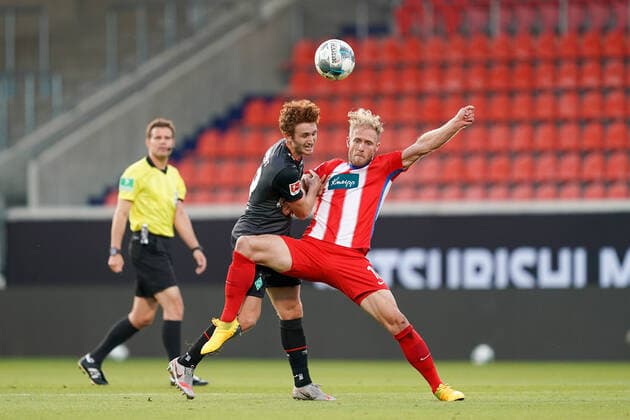 1 FC Heidenheim vs SV Werder Bremen Relegation 02 06 07 2020 Sebastian Griesbeck 1 FC Heidenheim 1846 18 , Joshua Sargent Werder Bremen 19 , Dr Felix Brych SR Referee Referee Sport nphgm001 Football 1 Bundesliga Season 19 20 Relegation 02 1 FC Heidenheim vs SV Werder Bremen 06 07 2020 Foto gumzmedia nordphoto POOL DFL regulations prohibit any use of photographs as image sequences and or quasi video EDITORIAL USE ONLY National and international News Agencies OUT Heidenheim Voith Arena BW GERMANY Poolfoto gumzmedia nordphoto ,EDITORIAL USE ONLY