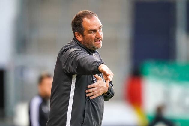 1 FC Heidenheim vs SV Werder Bremen Relegation 02 06 07 2020 Frank Schmidt 1 FC Heidenheim 1846 Trainer, Head Coach Sport nphgm001 Football 1 Bundesliga Season 19 20 Relegation 02 1 FC Heidenheim vs SV Werder Bremen 06 07 2020 Foto gumzmedia nordphoto POOL DFL regulations prohibit any use of photographs as image sequences and or quasi video EDITORIAL USE ONLY National and international News Agencies OUT Heidenheim Voith Arena BW GERMANY Poolfoto gumzmedia nordphoto ,EDITORIAL USE ONLY