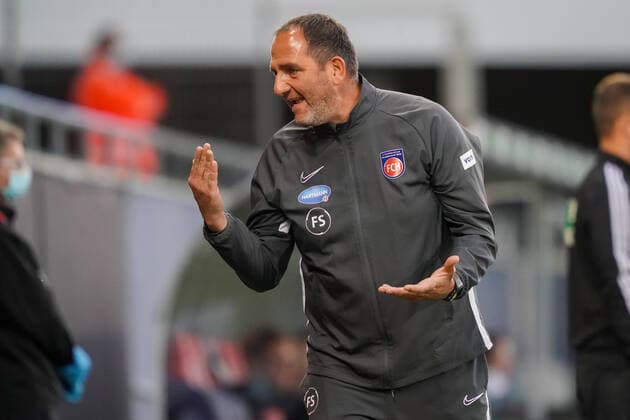 1 FC Heidenheim vs SV Werder Bremen Relegation 02 06 07 2020 Frank Schmidt 1 FC Heidenheim 1846 Trainer, Head Coach Sport nphgm001 Football 1 Bundesliga Season 19 20 Relegation 02 1 FC Heidenheim vs SV Werder Bremen 06 07 2020 Foto gumzmedia nordphoto POOL DFL regulations prohibit any use of photographs as image sequences and or quasi video EDITORIAL USE ONLY National and international News Agencies OUT Heidenheim Voith Arena BW GERMANY Poolfoto gumzmedia nordphoto ,EDITORIAL USE ONLY